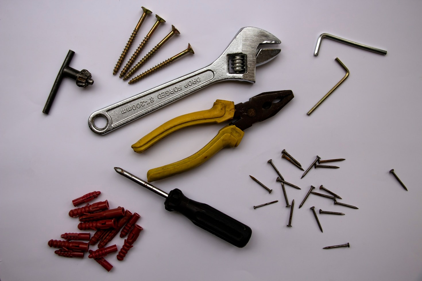 Top Tips for Choosing the Right Handyman Services